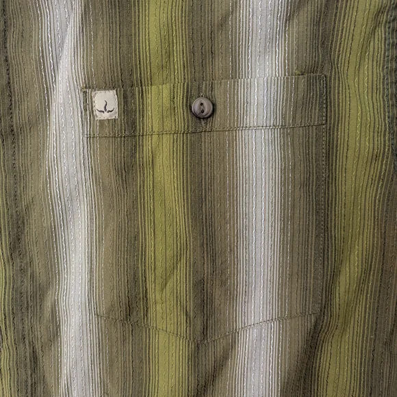 Men's Green Striped Short Sleeve Shirt - Picture 3 of 5